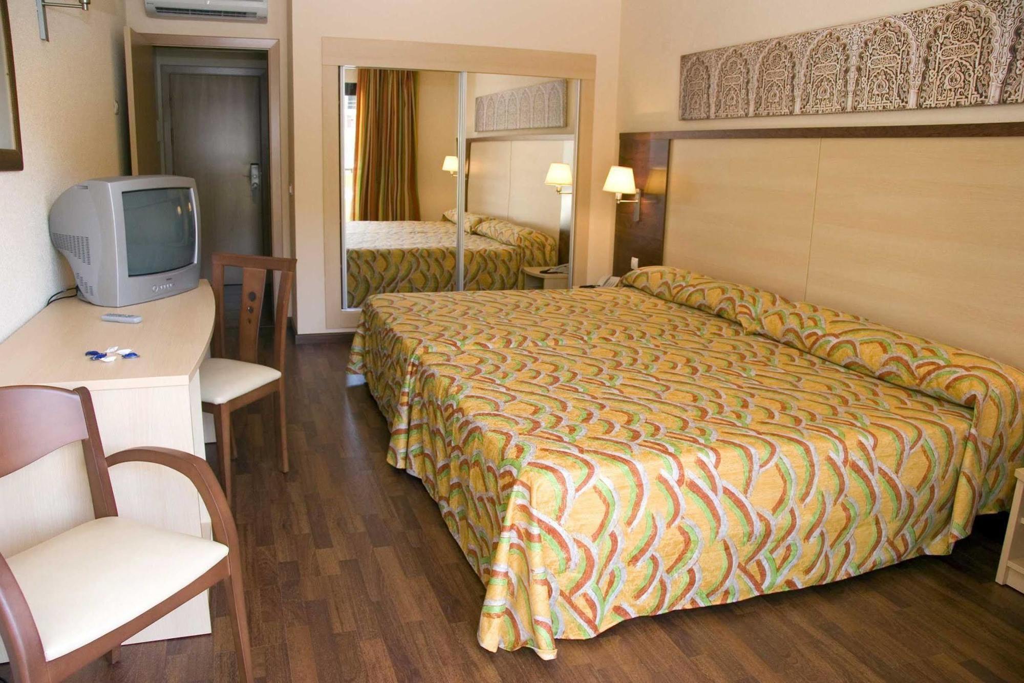 Hotel Best Alcazar Ла-Эррадура Экстерьер фото